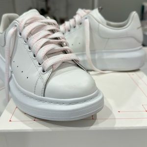 Alexander McQueen White Oversized Sneakers Chunky Sole